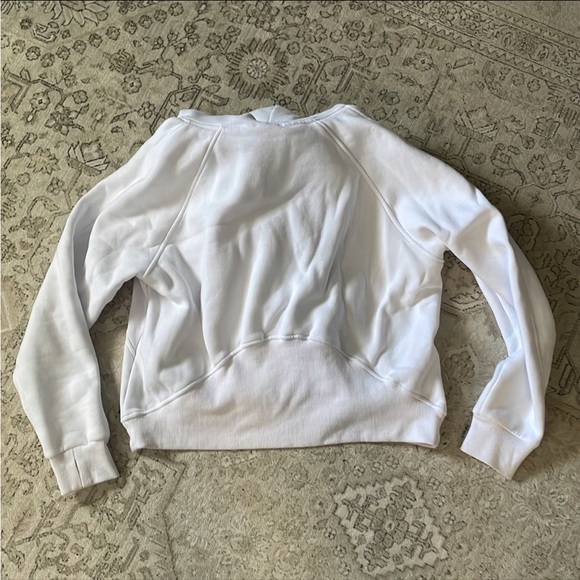 Pink Lily sweatshirt - Picture 3 of 5